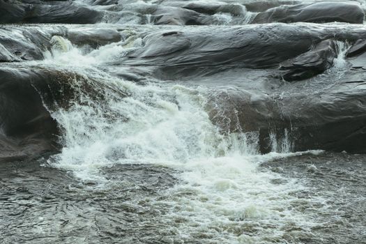 Tham Phra Seka Waterfall, Bueng Kan 