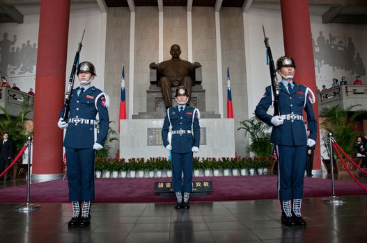 Guards are changing at Sun Yat Sen Memorial in Taiwan