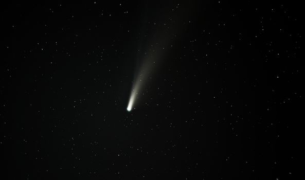 Comet Neowise captured at 200mm focal length, clearly showing dust and ion tails