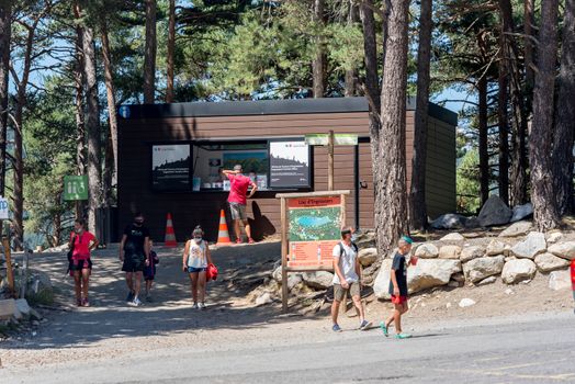 Escaldes Engodany, Andorra : 20 August 2020 : Tourists enjoying the Summer Afternoon at Lake Engolasters in the Pyrenees. Escaldes Engordany, Andorra in summer 2020