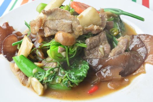 The Mongolian-style stir-fried vegetables with beef