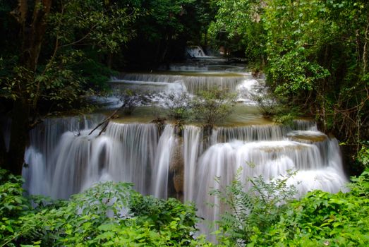 Huai Mae Khamin Waterfall is a major attraction in Sri Nakarin Dam National Park. The multi-tiered waterfall is known for its scenic beauty, relaxing atmosphere and trekking trails to admire butterflies and birds.