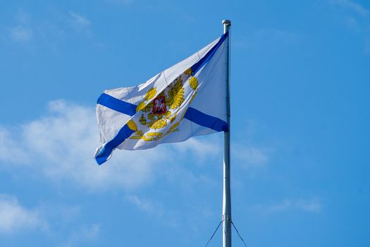Flag of the Commander of the Russian Navy on the Admiralty building in St. Petersburg.