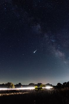 perseids in the pasture of extremadura 2020