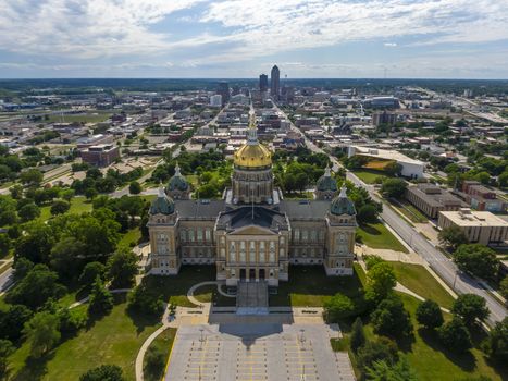 July 19, 2020 - Des Moines, Iowa, USA: The Iowa State Capitol is the state capitol building of the U.S. state of Iowa. default