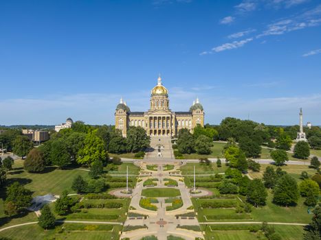 July 19, 2020 - Des Moines, Iowa, USA: The Iowa State Capitol is the state capitol building of the U.S. state of Iowa. default