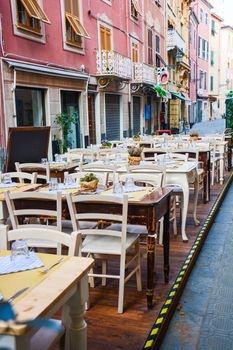 taverns outdoors good Italian hospitality