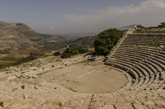 There by the five hundred before Christ the Greeks realized this building and a temple that still can be seen