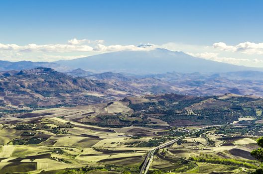 You can see the geography of the Sicilian territory from the heights of the city of erice with its volcano closing the view