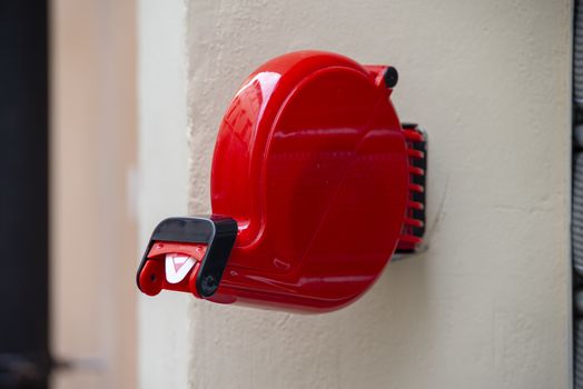 red color eliminator for shop fixed to the wall with joint