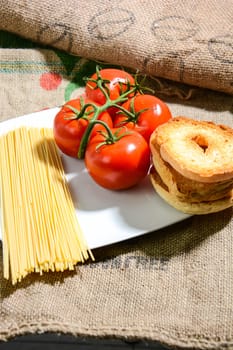 spaghetti and tomato italian recipe