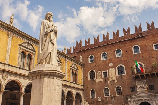 Verona's Dante statue situated in Piazza dei Signori in the center of the city