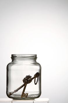 keys in the empty jar