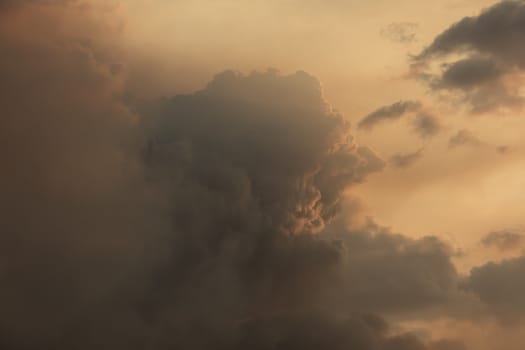 Red clouds due to bush fire smoke at sunset in The Blue Mountains in Australia