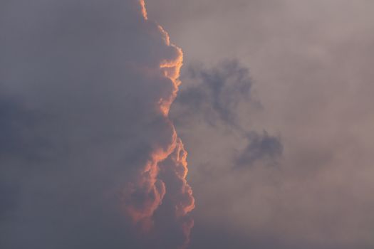 Red clouds due to bush fire smoke at sunset in The Blue Mountains in Australia