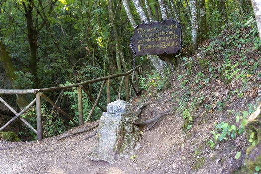 geographical center of italy located in narni province of terni