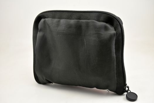 Glucometer black pouch with zipper use to put the device inside