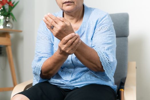 wrist hand pain of old woman, healthcare problem of senior concept