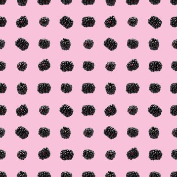 Bramble Seamless pattern. Fresh blackberry seamless pattern. Square pattern with fresh wild berries isolated on pink background. flat lay.