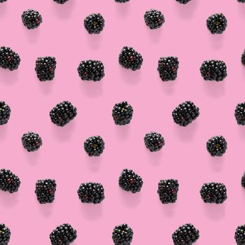 Bramble Seamless pattern. Fresh blackberry seamless pattern. Square pattern with fresh wild berries isolated on pink background. flat lay.