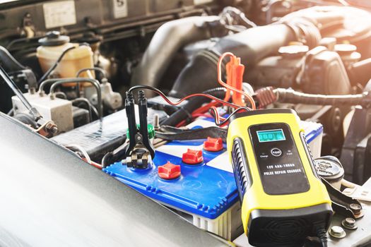 Instrumentation of voltage and temperature of the car battery.