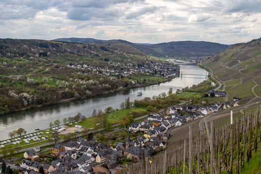 Panoramic view on the valley of the river Moselle and the wine villages Wehlen and Graach