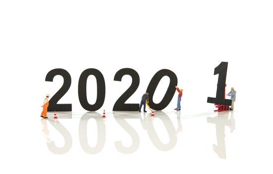 little people working at the new 2021 and remove the 2020 letters