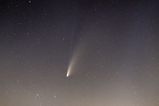 Neowise Comet captured from Sicily on the 22th of July. 85mm lens and photo stacking