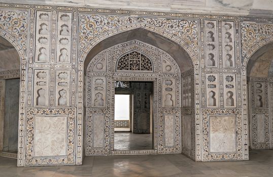 Exquisite carvings on entrance door of Red Fort in Agra, Uttar Pradesh, India.