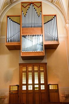 pipe organ in public places with free access