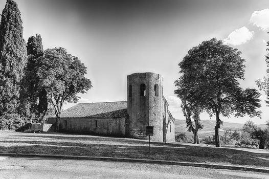 Old church in the countryside in Tuscany, Italy. Concept for life in the countryside and farmland