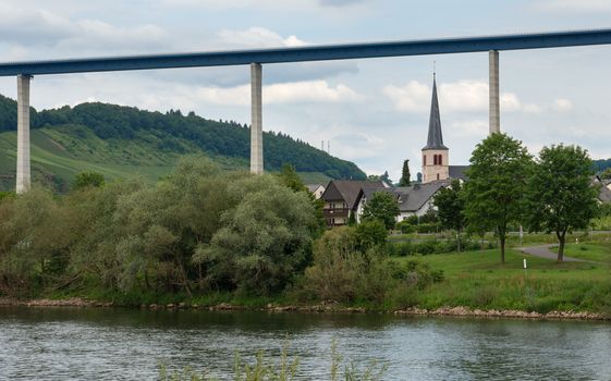 Bridges crossing the Moselle river close to Zeltingen, Germany 