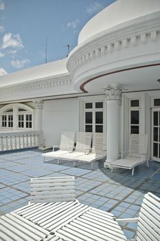 balcony of Santorini-inspired style