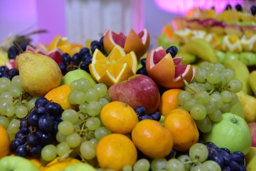 Prepared various fruits on the buffet