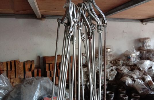 iron made Chain stock on shop for sell
