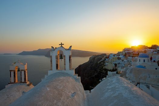 The last rays of the sun in Oia, Santorini