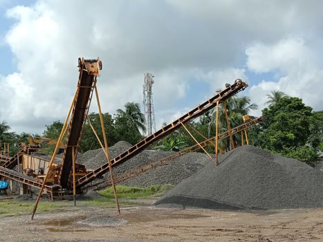 Black Colored Stone Stock With Refine Machine on Factory