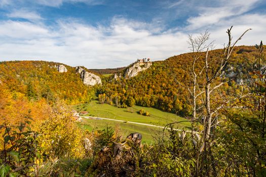 Colorful view of Bronnen Castle on the hiking trail in autumn in the Danube Valley near Beuron in the Sigmaringen district