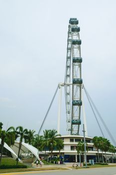 Singapore flyer The world's tallest Ferris wheel you can see the view of Singapore 360deegree.