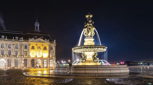 Claude Boucher, the intendant of the generality of Bordeaux, appointed to this position by Louis XV in 1720, wishes to open the city on the river in order to modernize it and offer a more welcoming face to the foreigner arriving by the right bank of the Garonne. For this part of the walls that surround Bordeaux is destroyed, allowing the construction of a Place Royale.