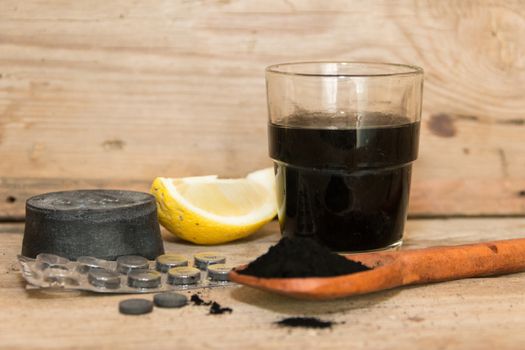 uses of activated carbon in cosmetics and medicine