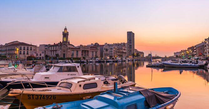 Sète is an important port city in the south-east of France, located in Occitanie. It is bordered by the Thau lagoon, a saltwater lagoon which is home to various animal species.