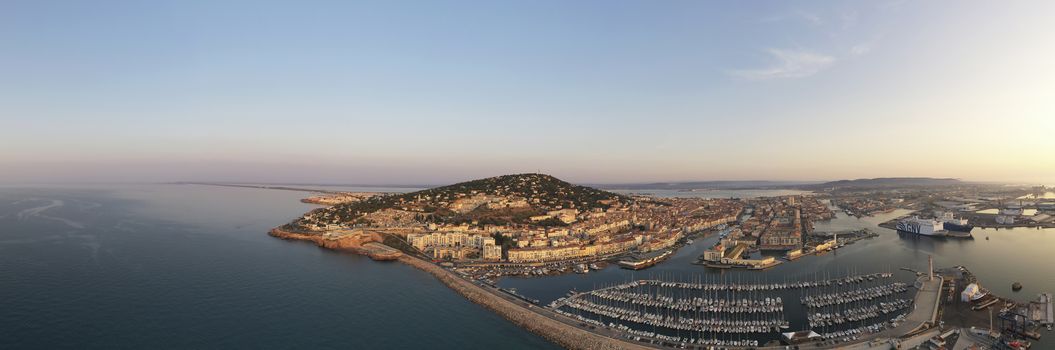 Sète is bordered by the Thau lagoon, a saltwater lagoon which is home to various animal species. Along a narrow isthmus, the Mediterranean coast of Sète is made up of sandy beaches. The summit of Mont Saint-Clair offers a view of the city, also called the `Venice of Languedoc` because of its network of canals.