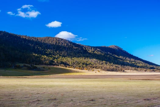 Early morning landscape along Alpine Way near Jindabyne and Crackenback in the Snowy Mountains, New South Wales, Australia