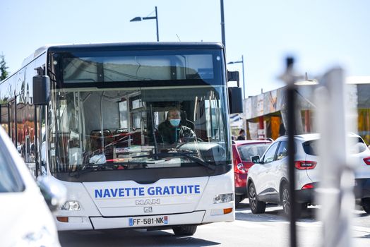 Les Angles, France : 2020 July 19 : Free Bus  in summer on Les Angles ski resort city in Sunny day.  les Angles, France.