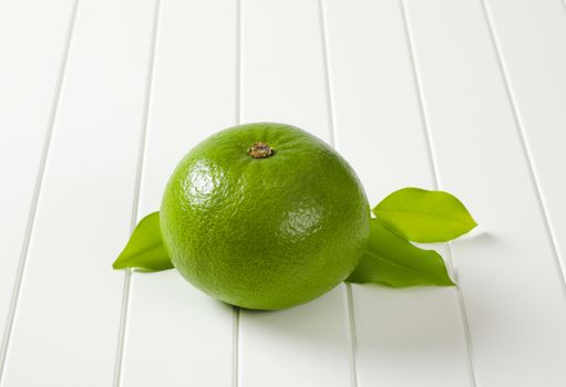 Sweetie fruit (green grapefruit, pomelit) - a cross between a grapefruit and a pomelo