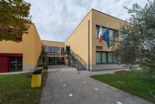 External view of school, Italian school building