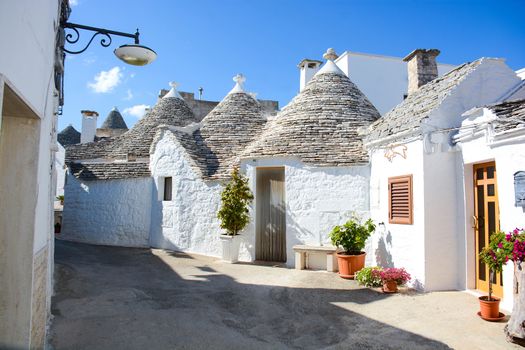 ancient peasant dwelling of south-eastern Italy