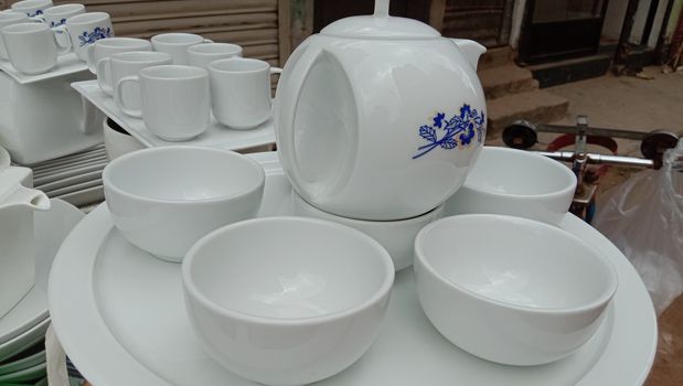 ceramic crockery stock on shop for sell