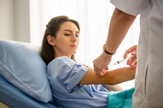 Doctor check up and discuss with patient in clinic or doctor talk with women patient in hospital